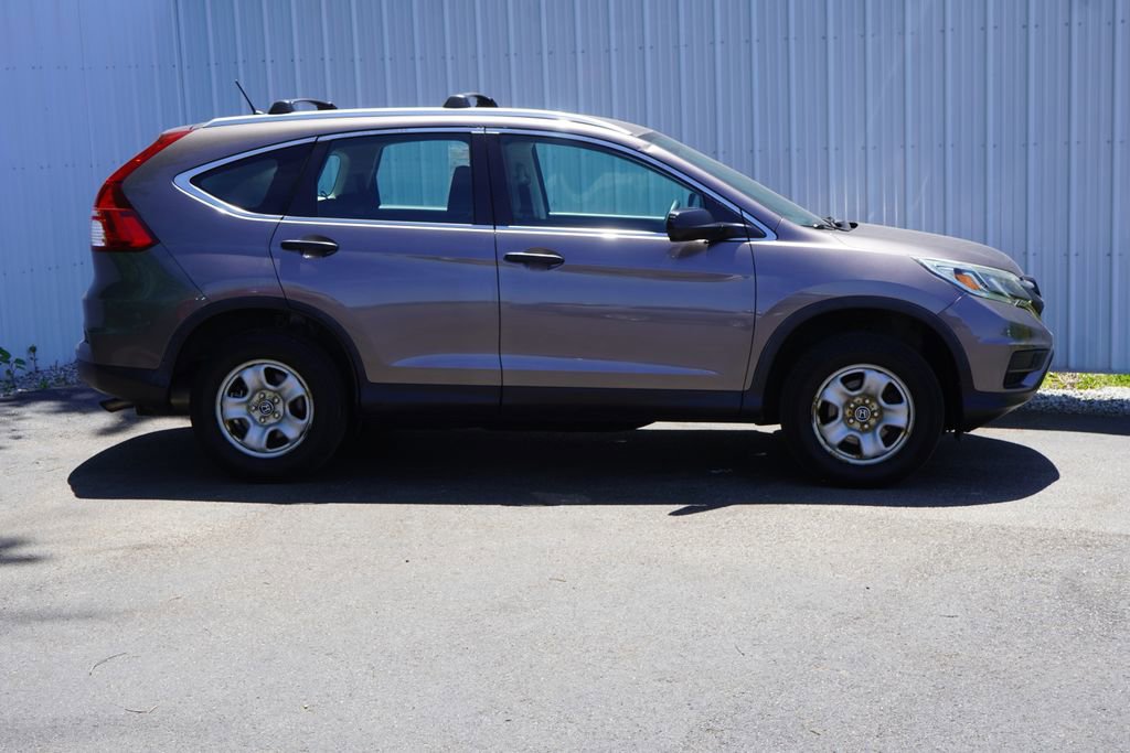 Used 2015 Honda CR-V LX image 2