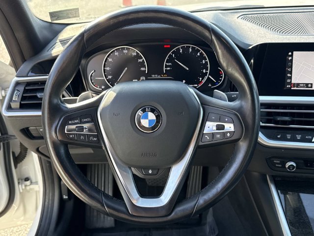 Used 2020 BMW 330i xDrive Sedan w/ Convenience Package AWD/4WD image 19