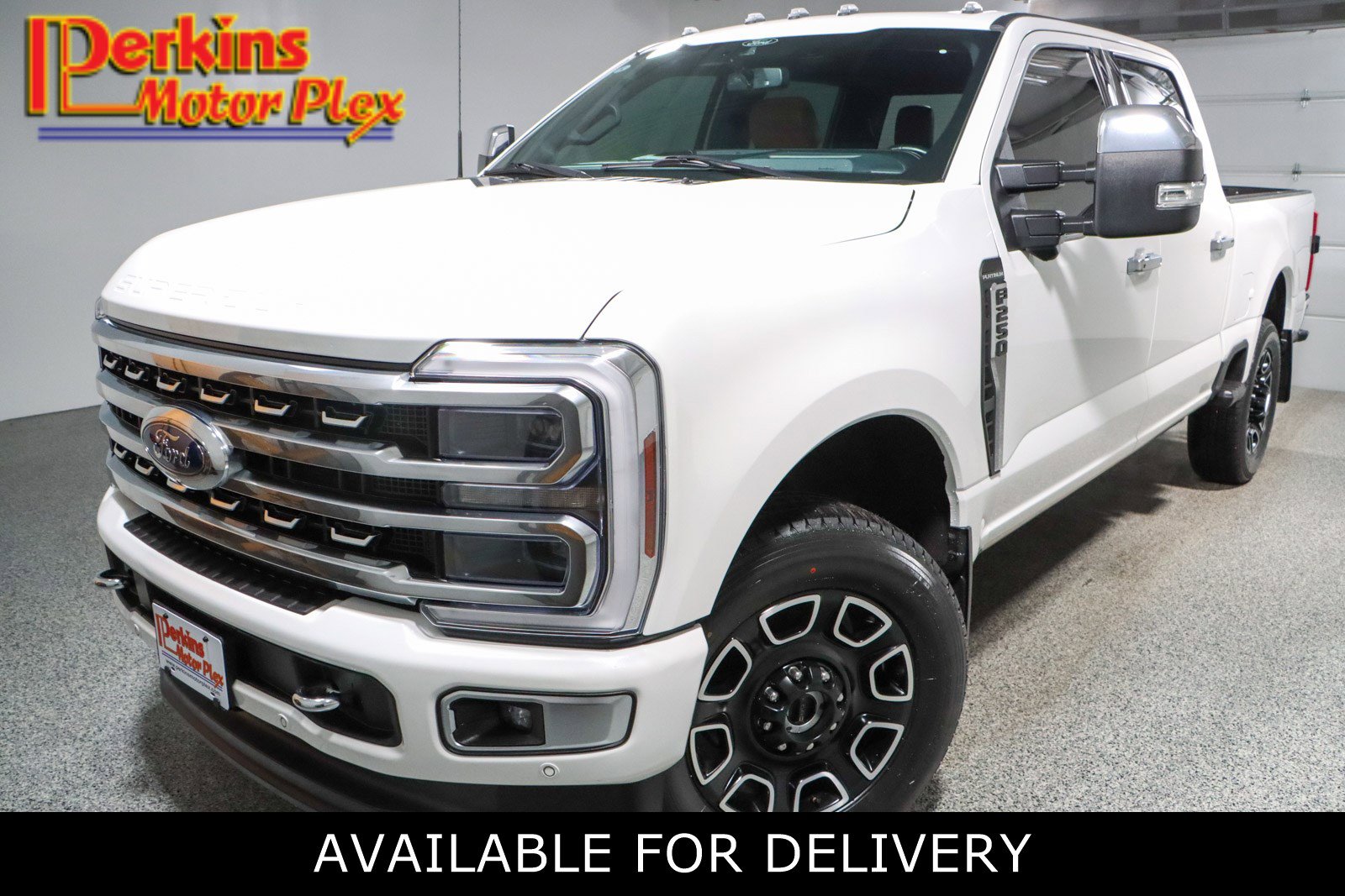 Used 2024 Ford F250 Platinum w/ FX4 Off-Road Package image 1
