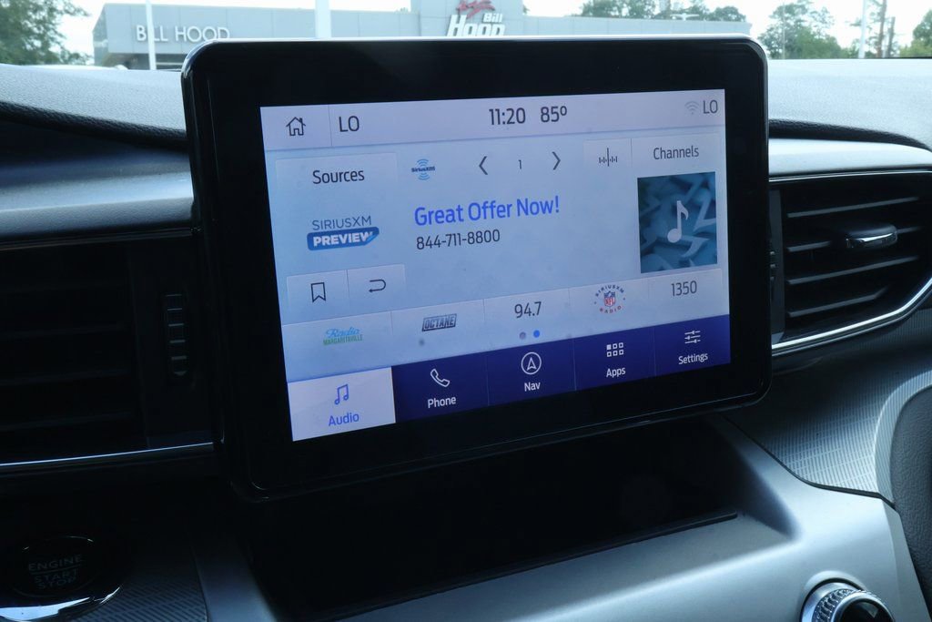 Used 2022 Ford Explorer XLT w/ Equipment Group 202A image 5