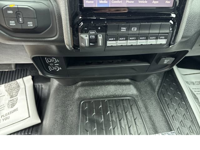 New 2026 RAM 3500 Tradesman image 23