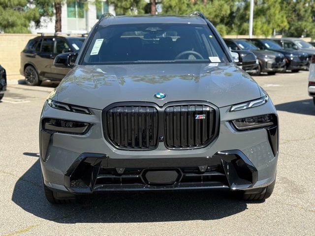New 2026 BMW X7 M60i image 4
