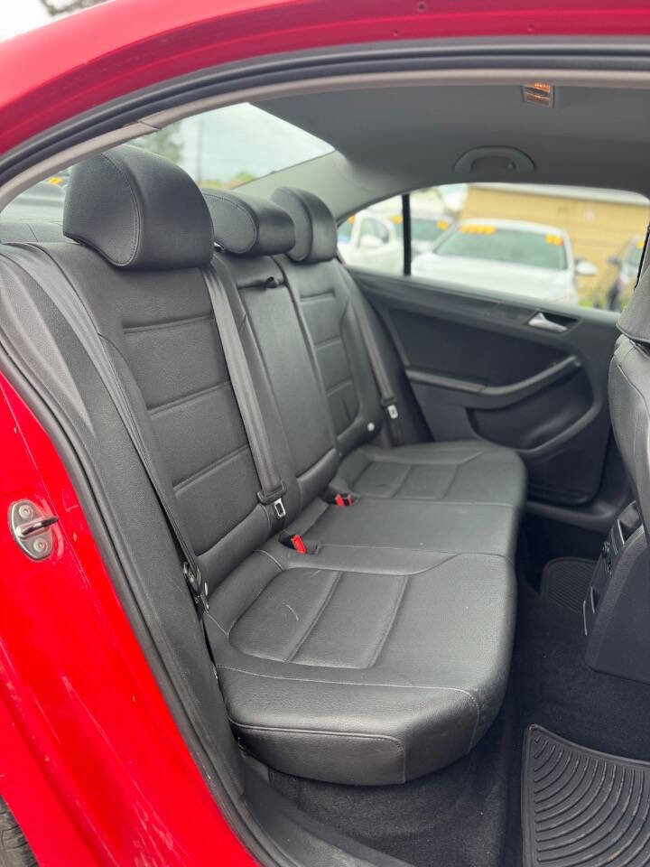 Used 2012 Volkswagen Jetta SE FWD image 10