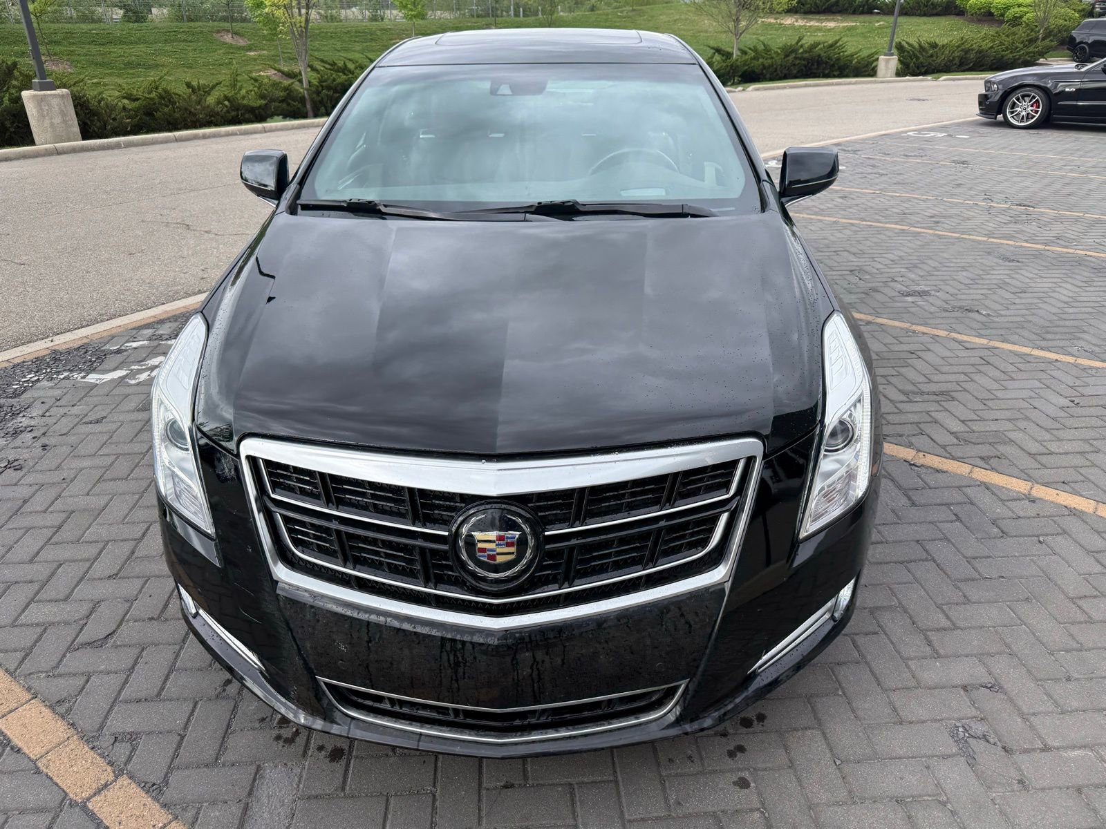 Used 2015 Cadillac XTS Platinum image 2