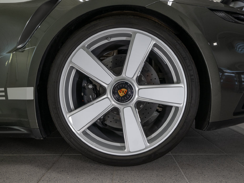 Used 2025 Porsche 911 Turbo S AWD/4WD image 48