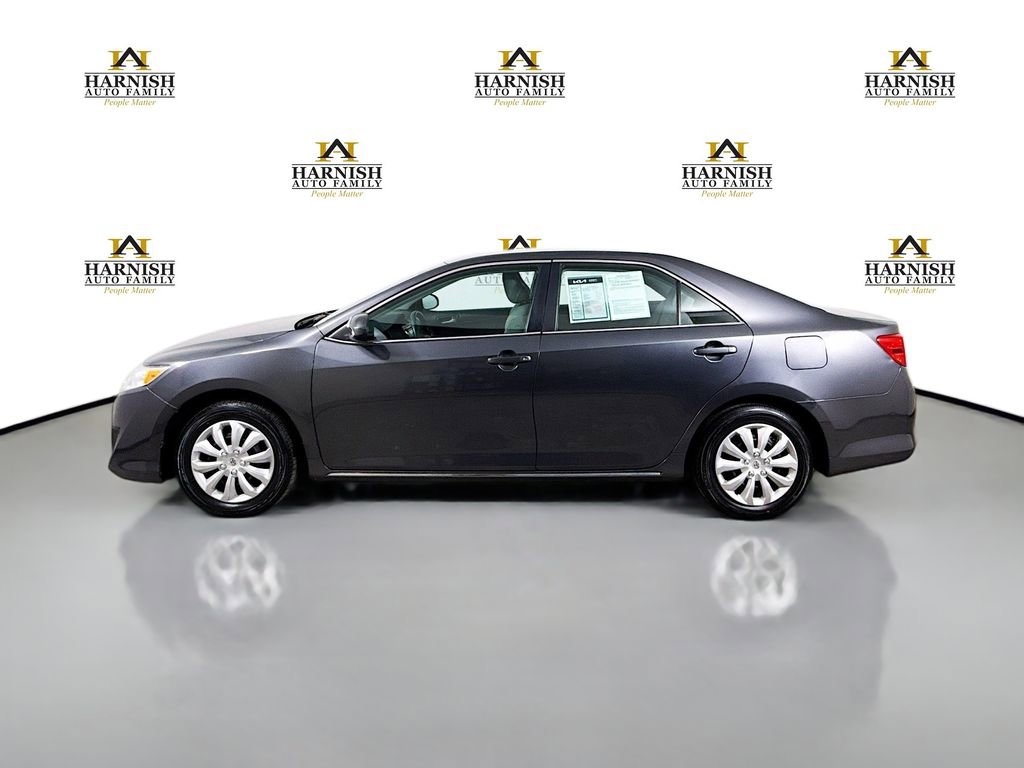 Used 2013 Toyota Camry LE FWD image 4