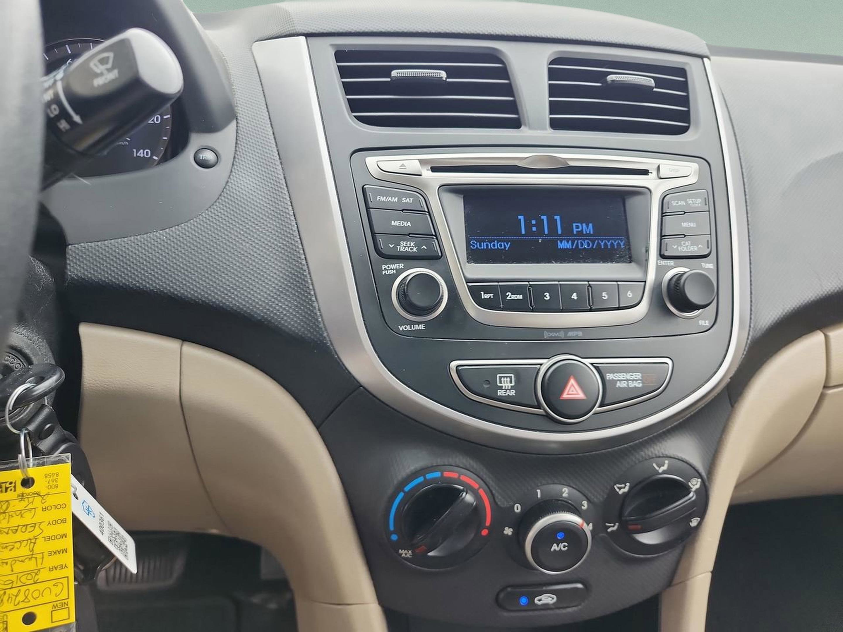 Used 2016 Hyundai Accent SE image 11