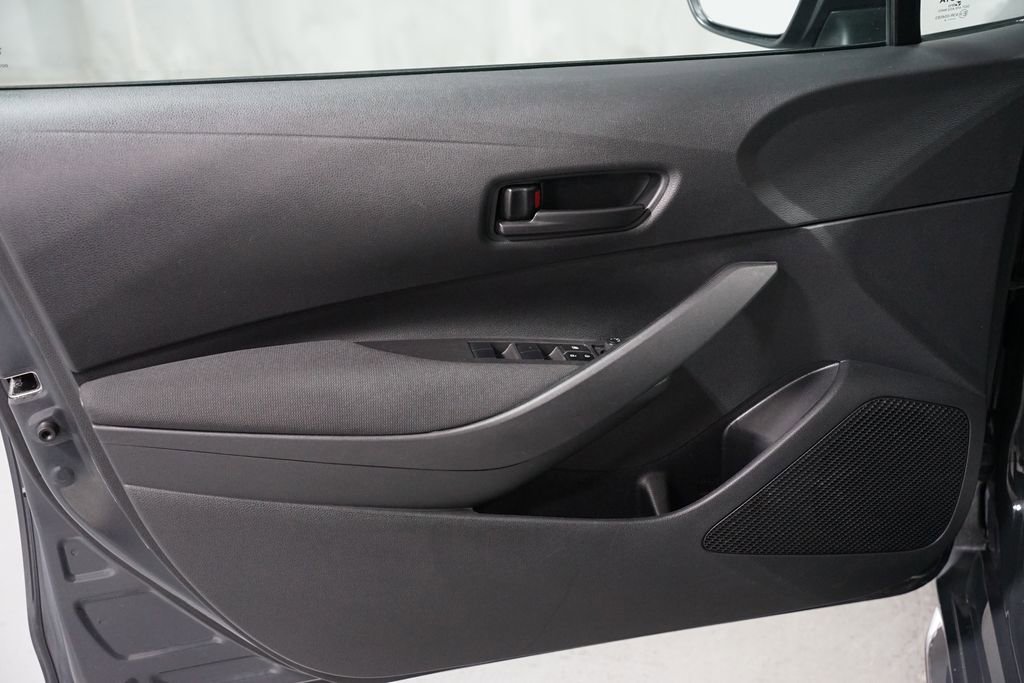 Certified 2024 Toyota Corolla LE image 27