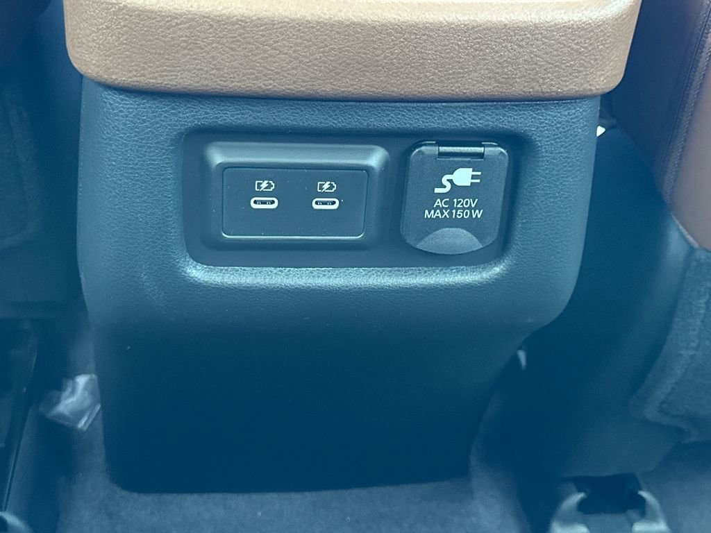 New 2026 Nissan Pathfinder Platinum AWD/4WD image 18