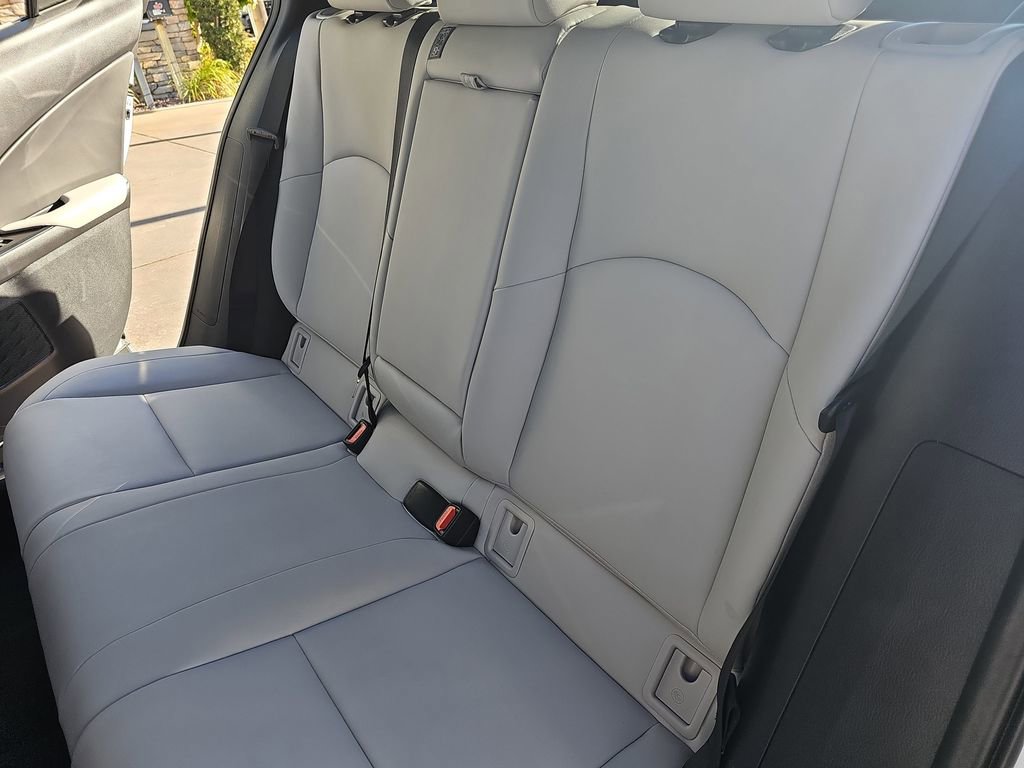 Used 2023 Lexus UX 250h FWD w/ Premium Package image 14