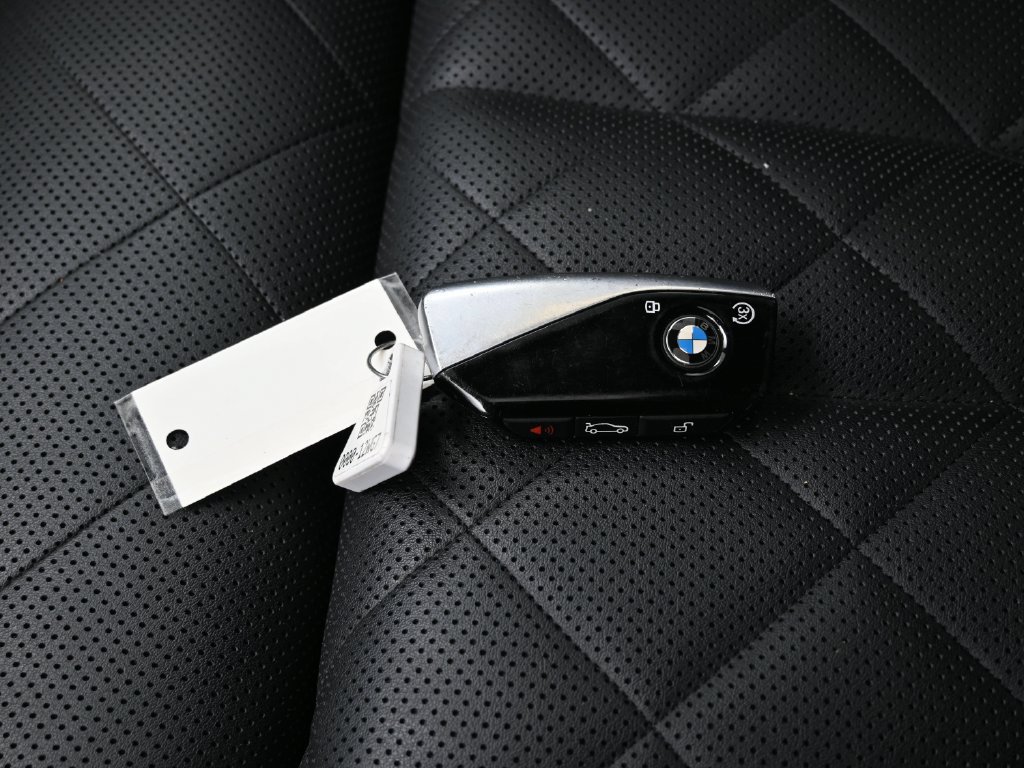 Used 2025 BMW X7 xDrive40i AWD/4WD image 23