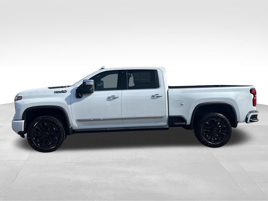 New 2026 Chevrolet Silverado 2500 High Country w/ High Country Premium Package AWD/4WD image 3