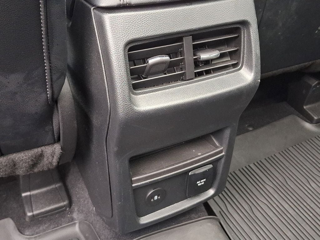 Certified 2023 Ford Edge SEL AWD/4WD image 11