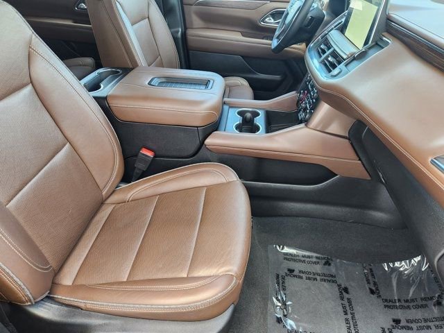 Used 2023 Chevrolet Suburban High Country image 20