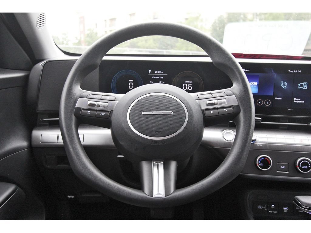 Used 2026 Hyundai Kona SE FWD image 16