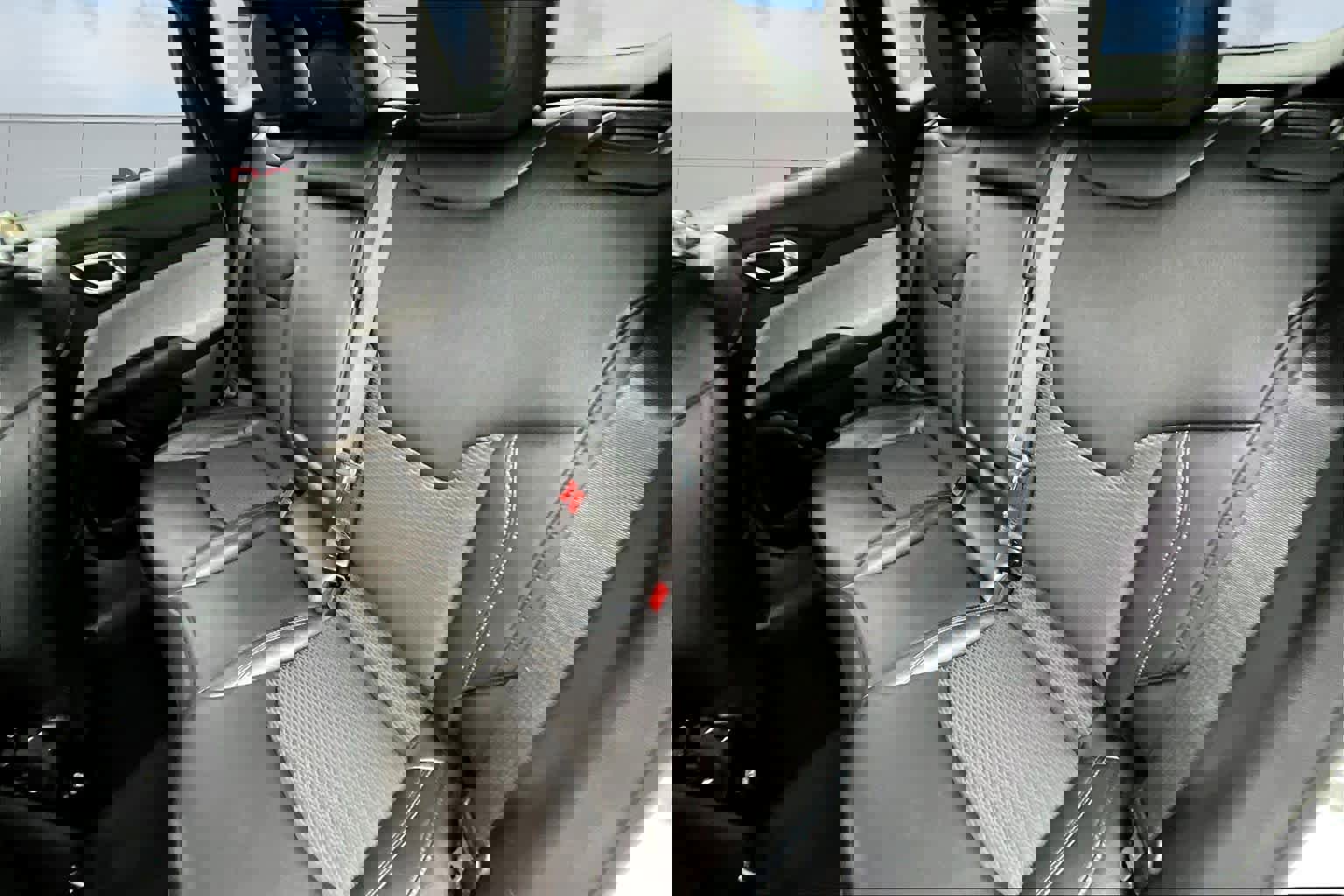 Used 2024 Jeep Compass Latitude image 17