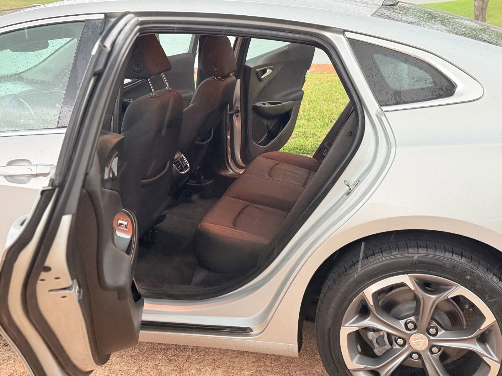 Used 2020 Chevrolet Malibu LT image 11