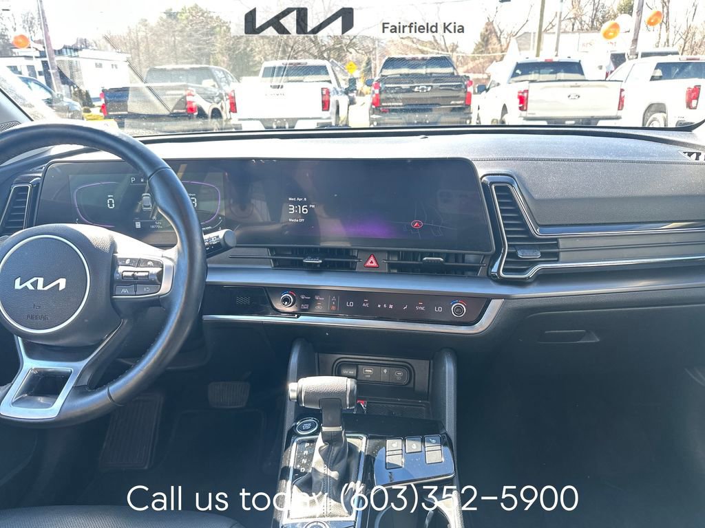 Certified 2023 Kia Sportage EX image 15