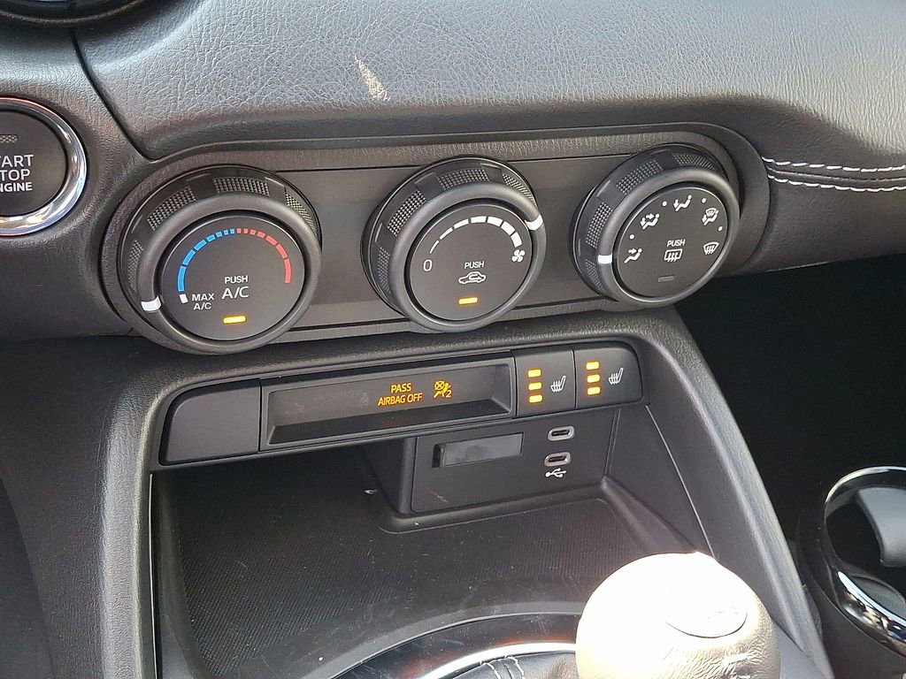 New 2025 MAZDA MX-5 Miata Club w/ Weather Package image 12