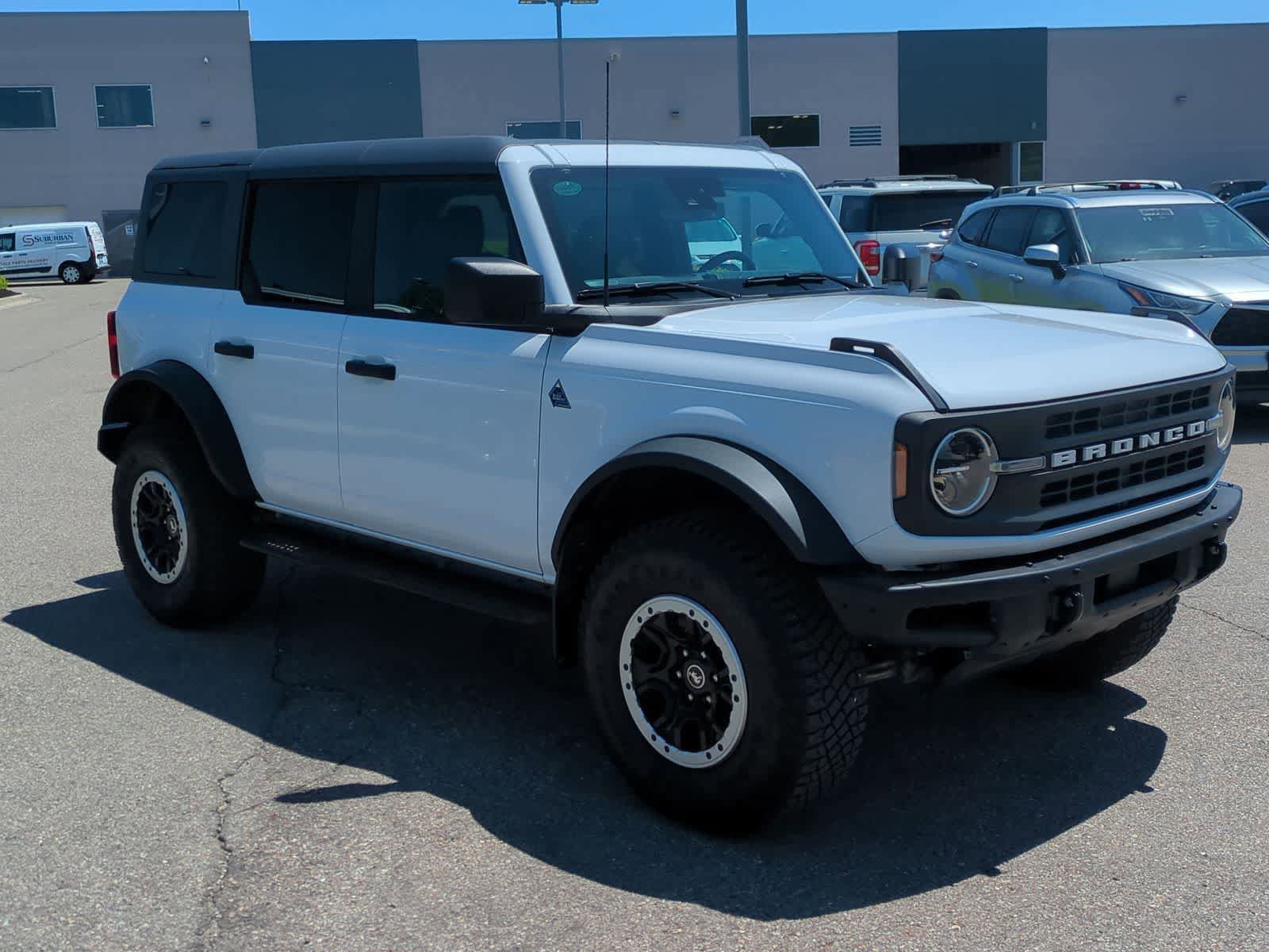 Used 2023 Ford Bronco Black Diamond w/ Sasquatch Package AWD/4WD video 2