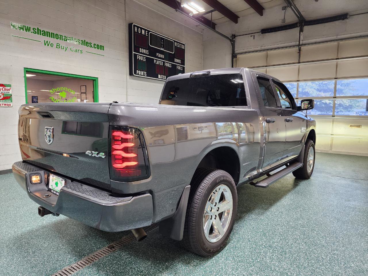 Used 2019 RAM 1500 Express w/ Wheel & Sound Group AWD/4WD image 6