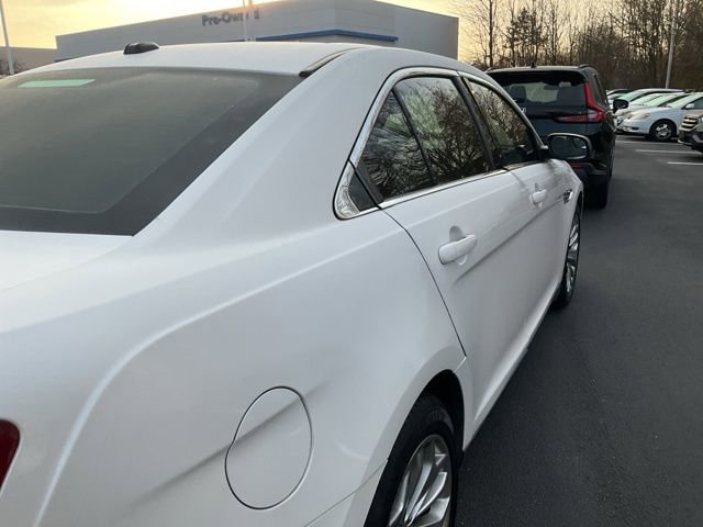 Used 2015 Ford Taurus Limited image 5