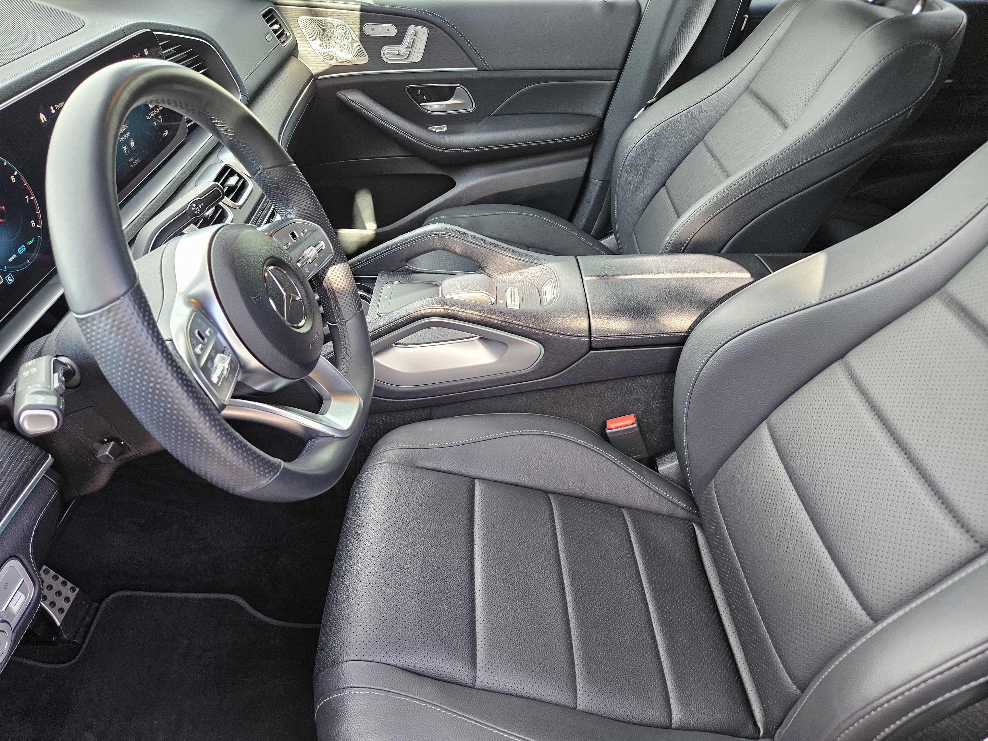 Used 2023 Mercedes-Benz GLS 450 4MATIC image 13