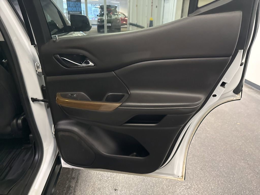 Used 2019 GMC Acadia SLE w/ Driver Alert Package I image 35