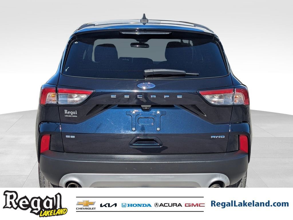 Used 2021 Ford Escape SE w/ Cold Weather Package image 4