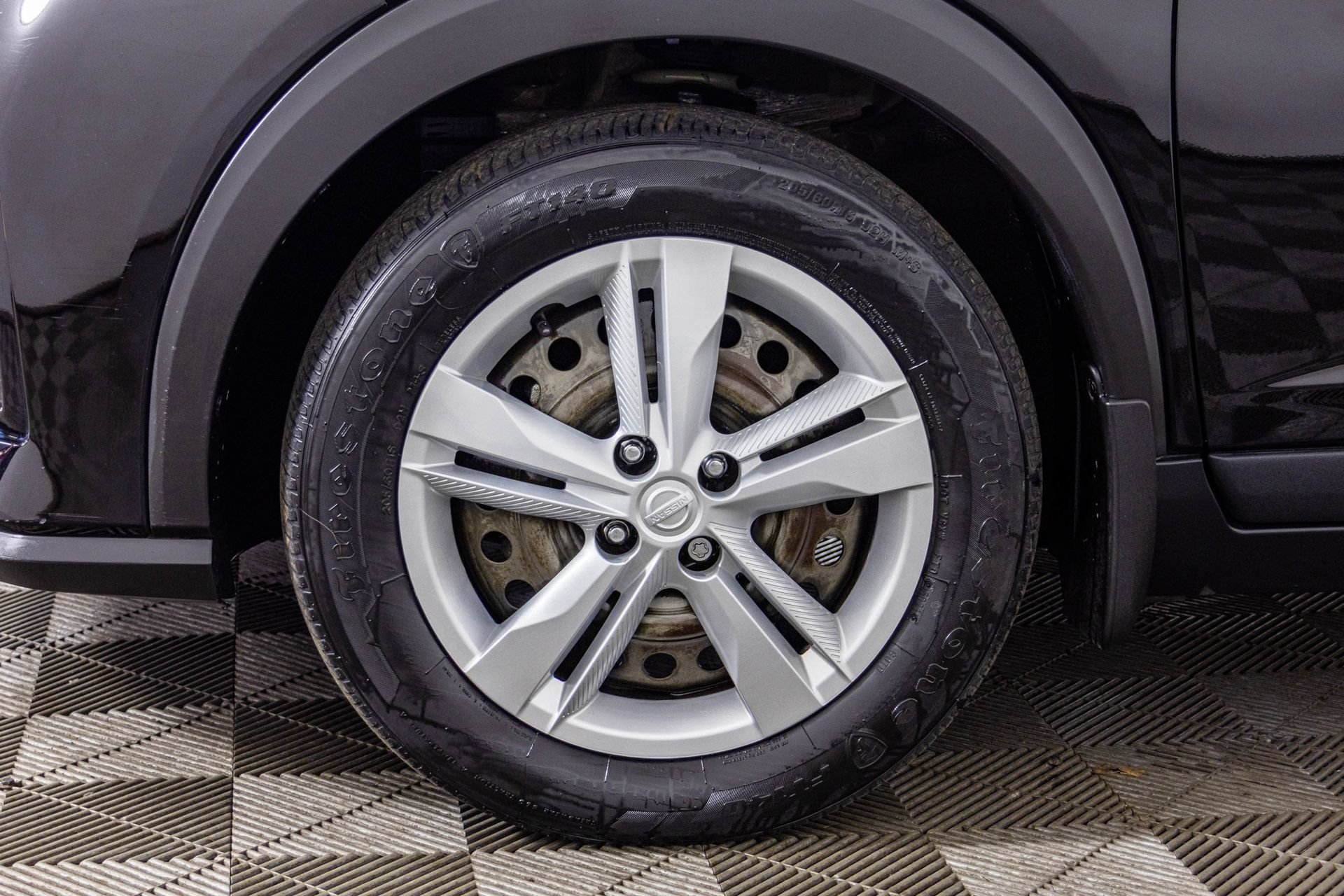 Used 2022 Nissan Kicks S FWD image 47