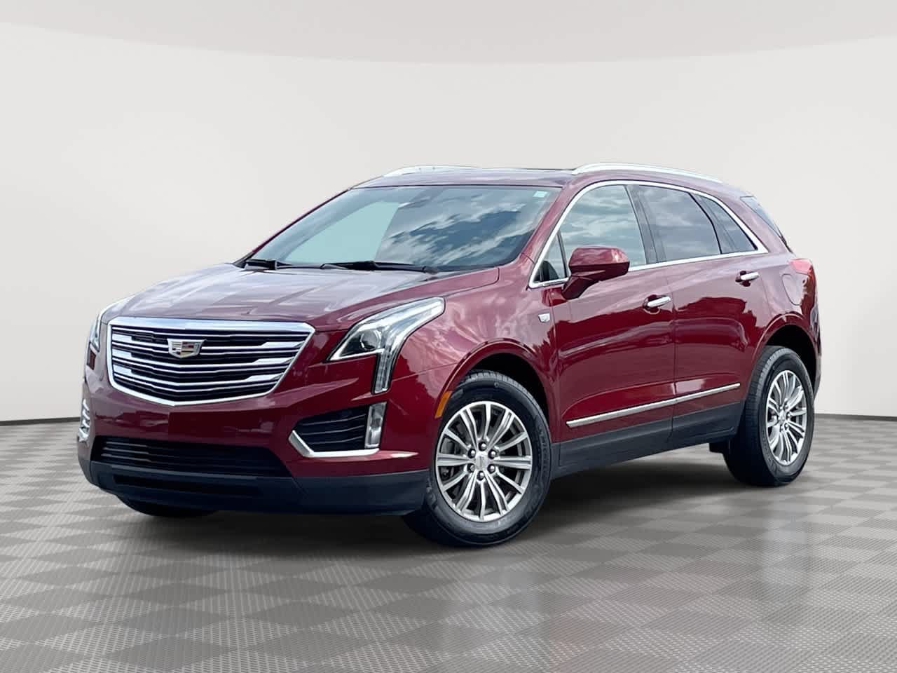 Used 2017 Cadillac XT5 Luxury w/ Driver Awareness Package
