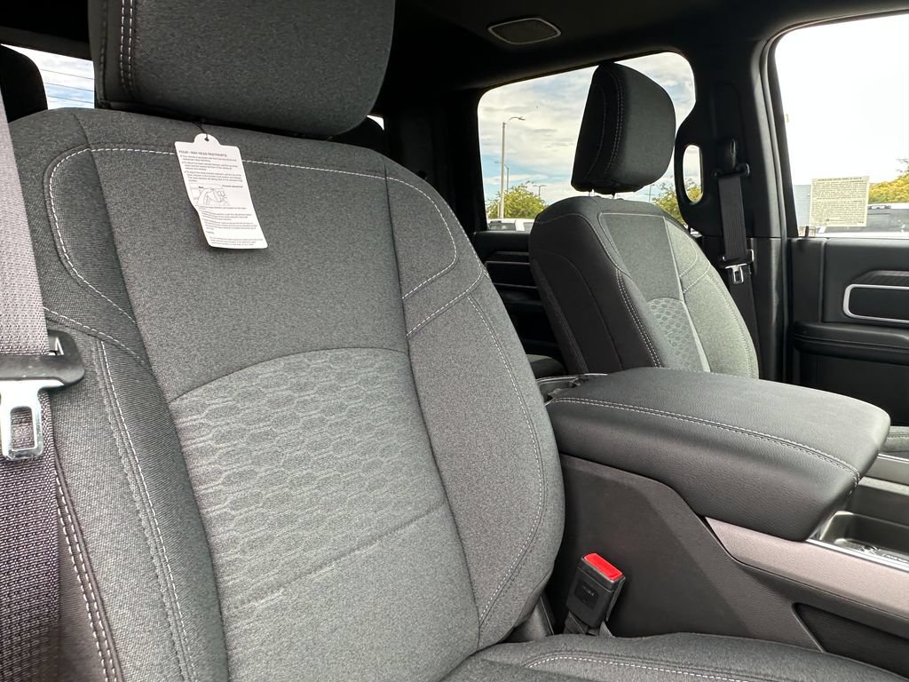 New 2026 RAM 2500 Big Horn AWD/4WD image 18