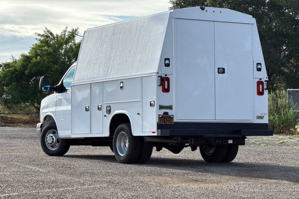 New 2026 Chevrolet Express 3500 w/ Power Convenience Package RWD image 6