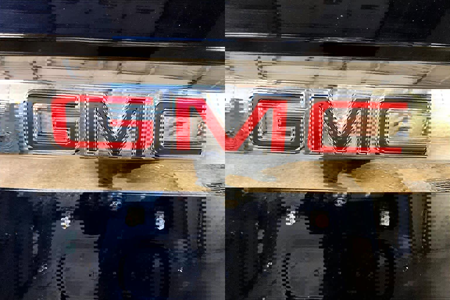 Used 2021 GMC Yukon SLT w/ SLT Premium Package AWD/4WD image 30