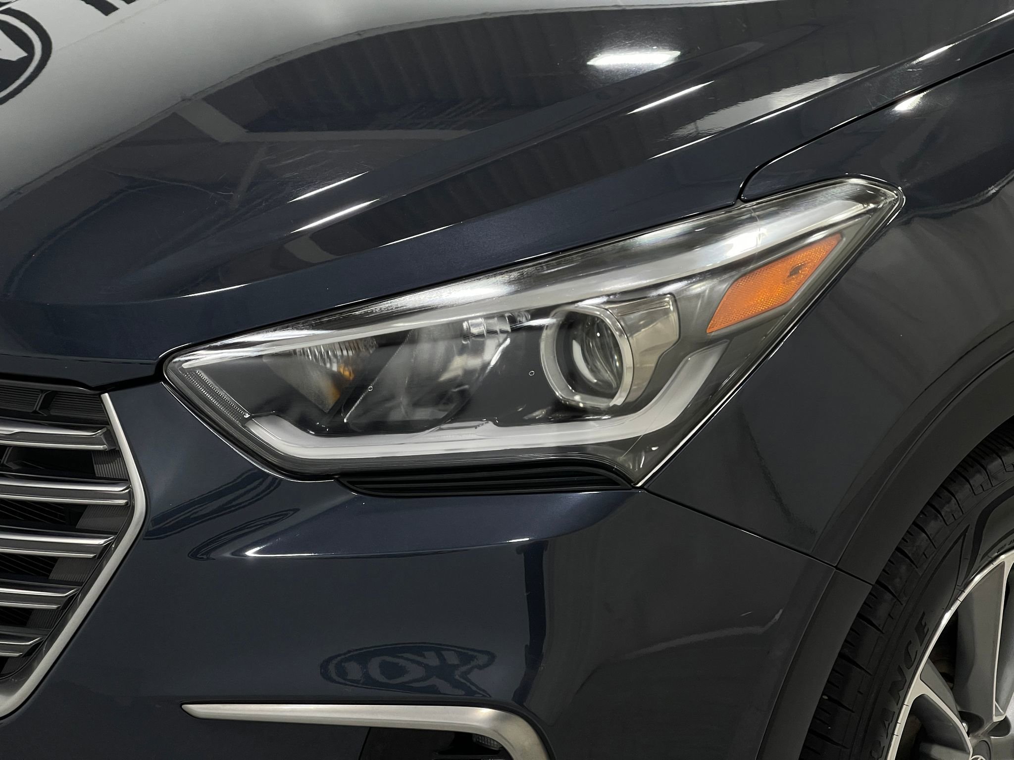 Used 2017 Hyundai Santa Fe SE w/ Cargo Package AWD/4WD image 30