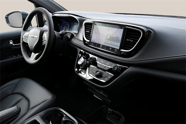 New 2026 Chrysler Pacifica Select image 20
