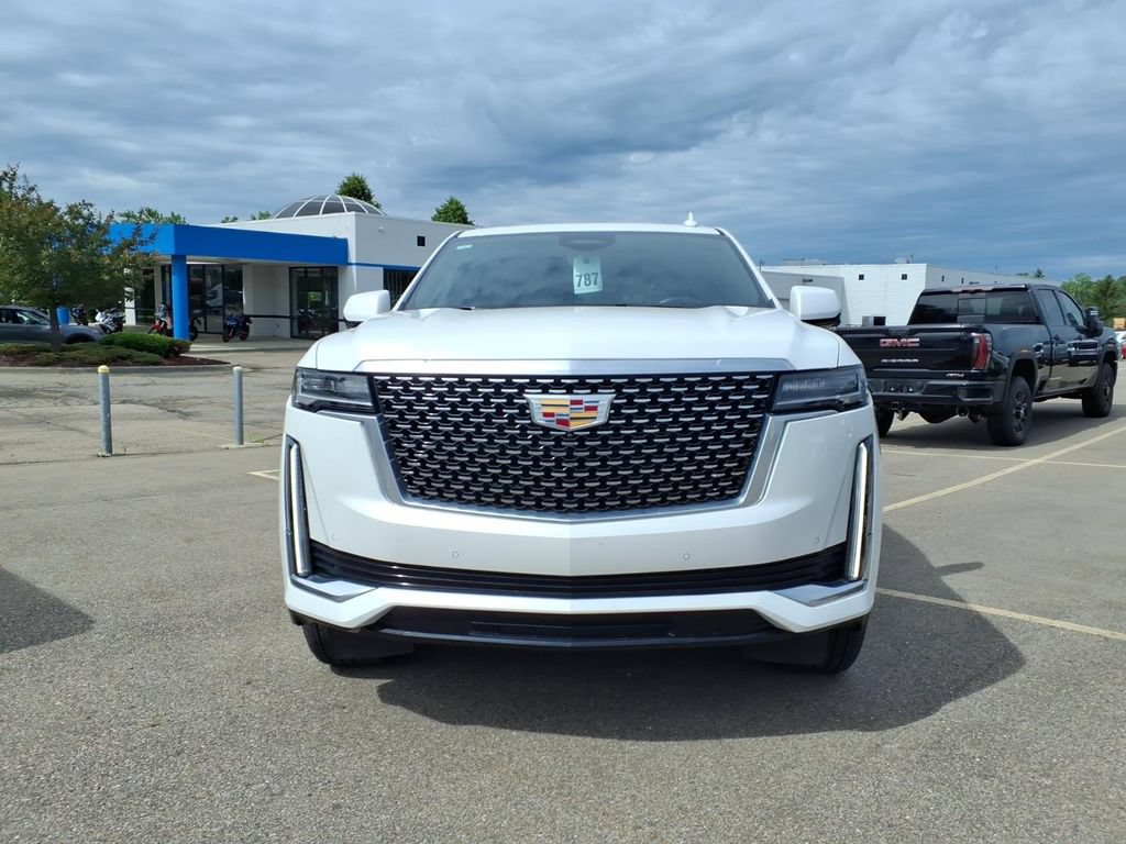 Used 2023 Cadillac Escalade Premium Luxury w/ LPO, Floor Liner Package AWD/4WD image 2
