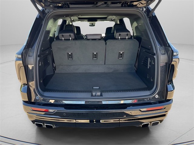 Used 2025 Chevrolet Traverse RS image 23