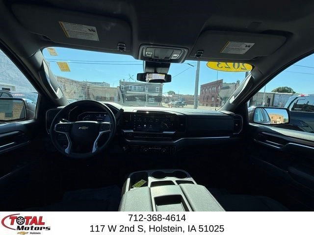 Used 2023 Chevrolet Silverado 1500 LT w/ Protection Package AWD/4WD image 13