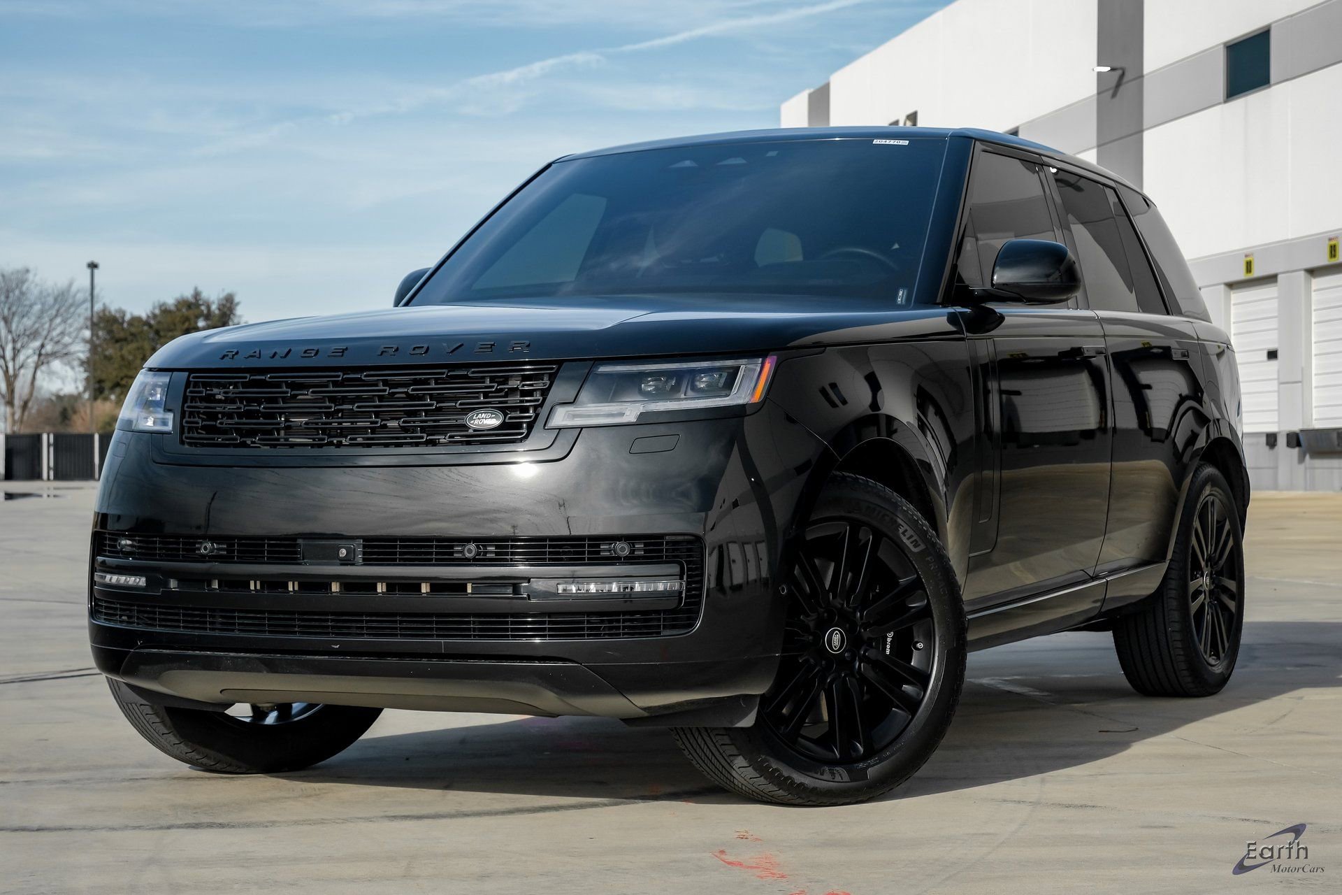Used 2024 Land Rover Range Rover SE AWD/4WD image 5