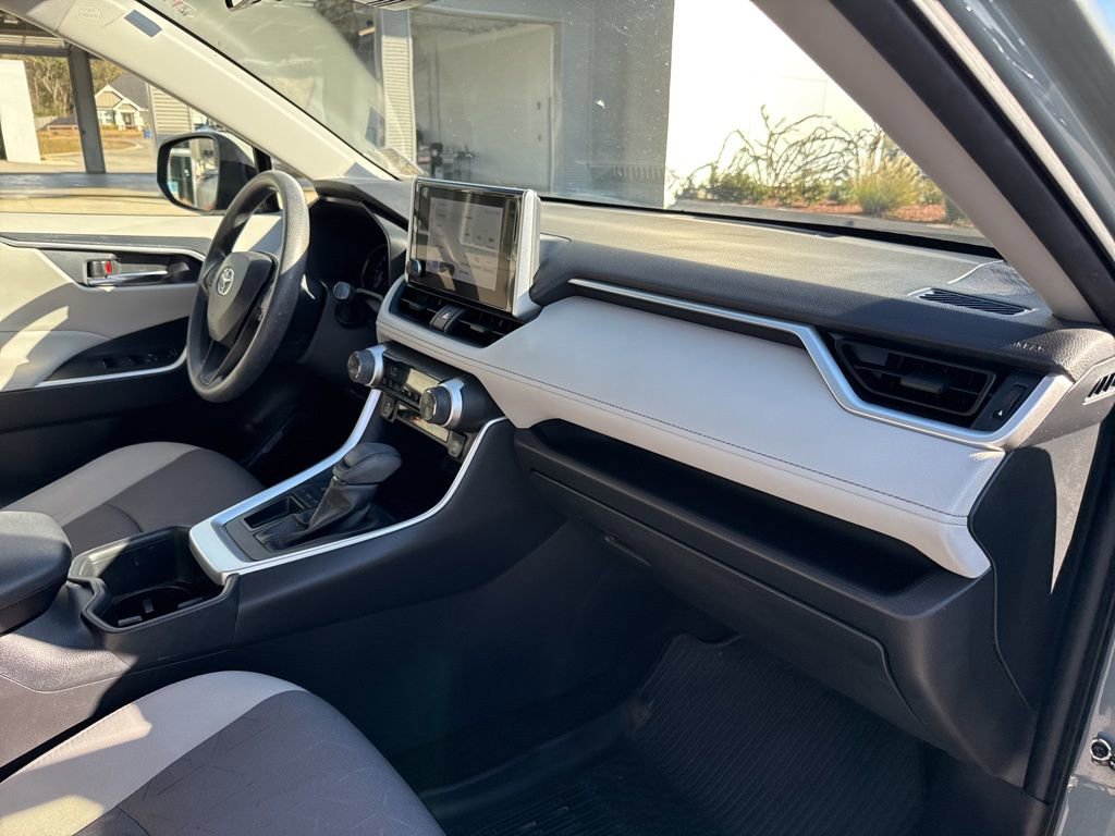 Used 2023 Toyota RAV4 XLE image 25