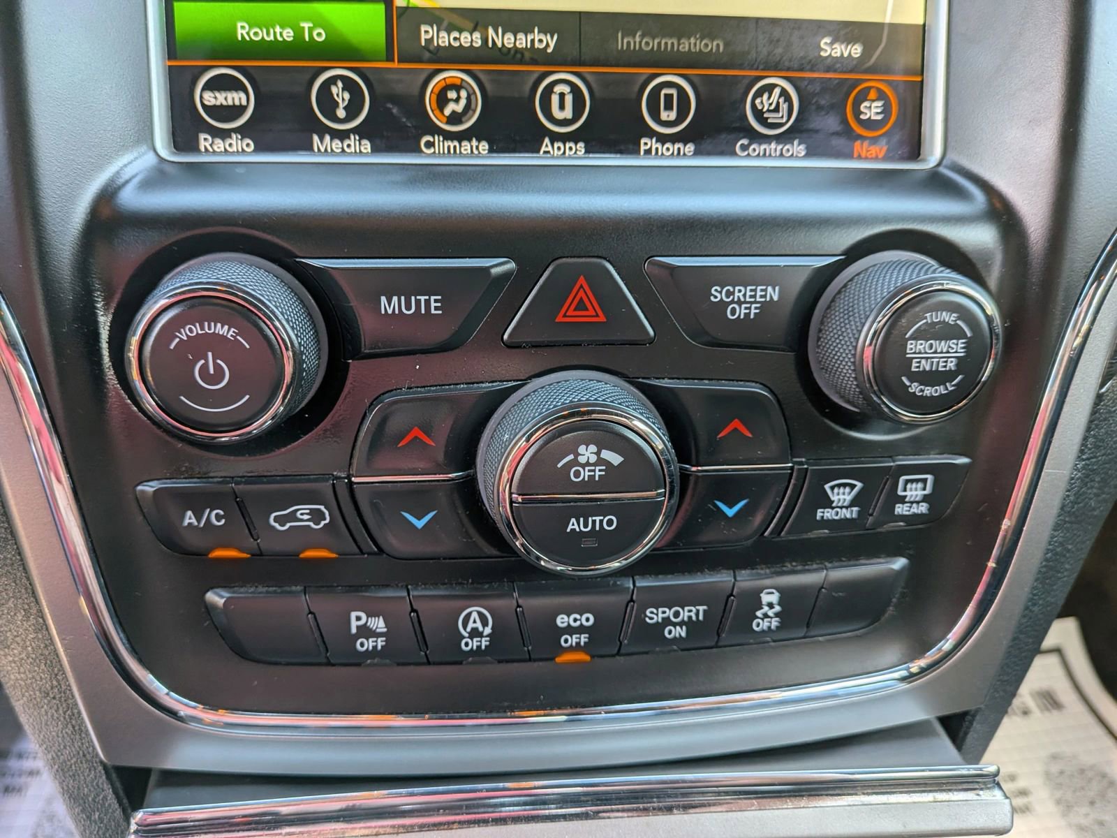 Used 2018 Jeep Grand Cherokee Altitude AWD/4WD image 52