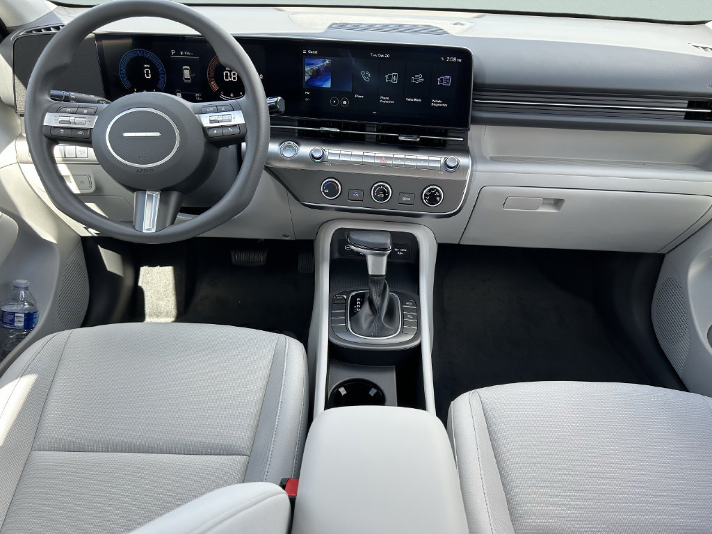 New 2027 Hyundai Kona SE FWD image 19