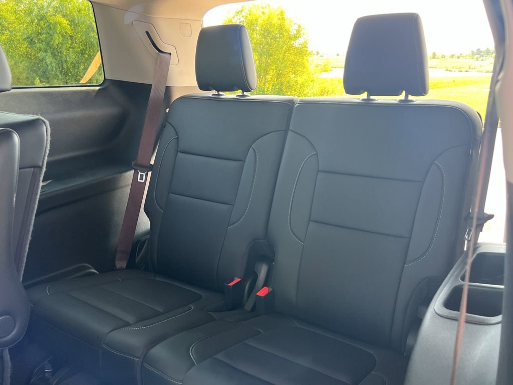 Used 2023 GMC Acadia SLT w/ LPO, Floor Liner Package image 39