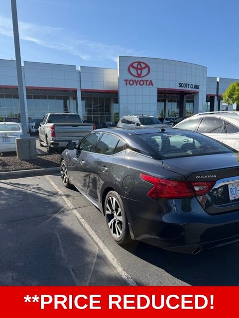 Used 2017 Nissan Maxima Platinum FWD image 2