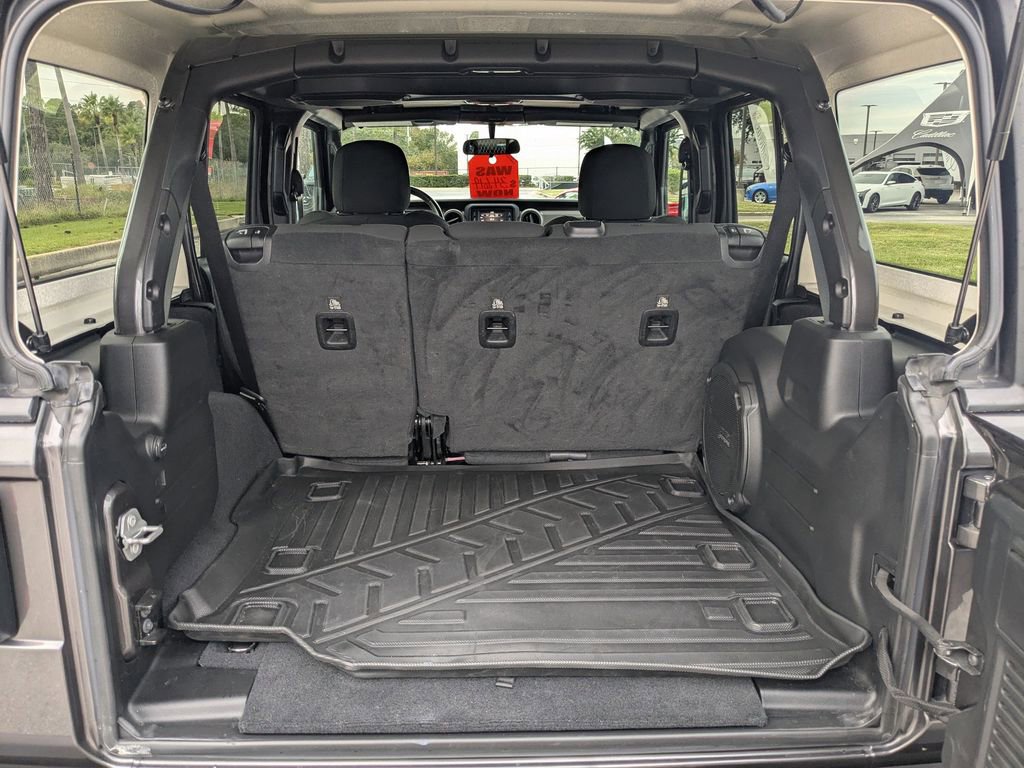 Used 2020 Jeep Wrangler Unlimited Sport image 12