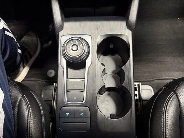 Used 2022 Ford Escape SEL image 34