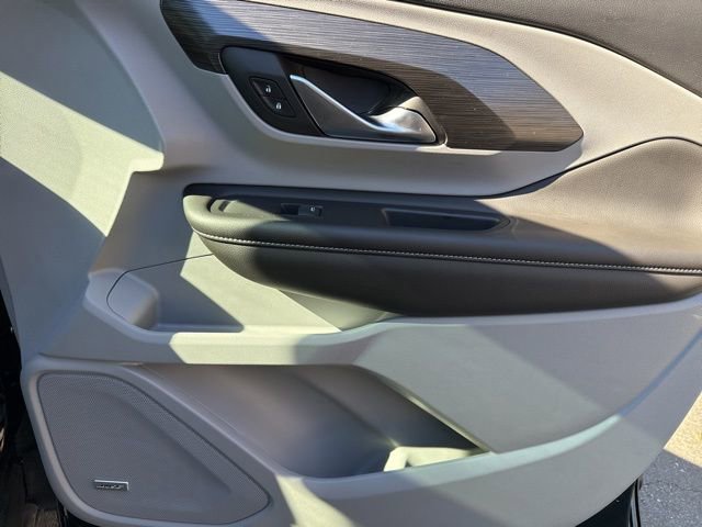 Used 2022 GMC Terrain SLT w/ Infotainment Package II image 31