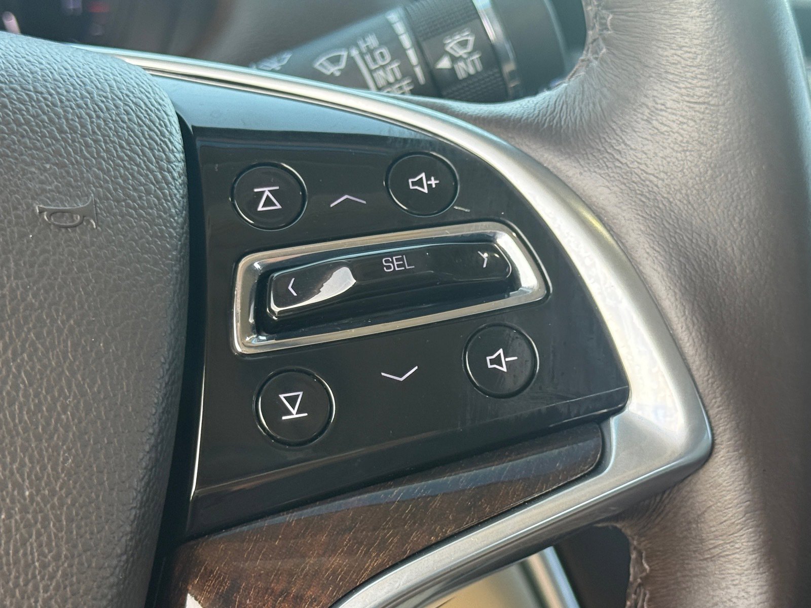 Used 2016 Cadillac XTS Luxury w/ Driver Awareness Package FWD image 15