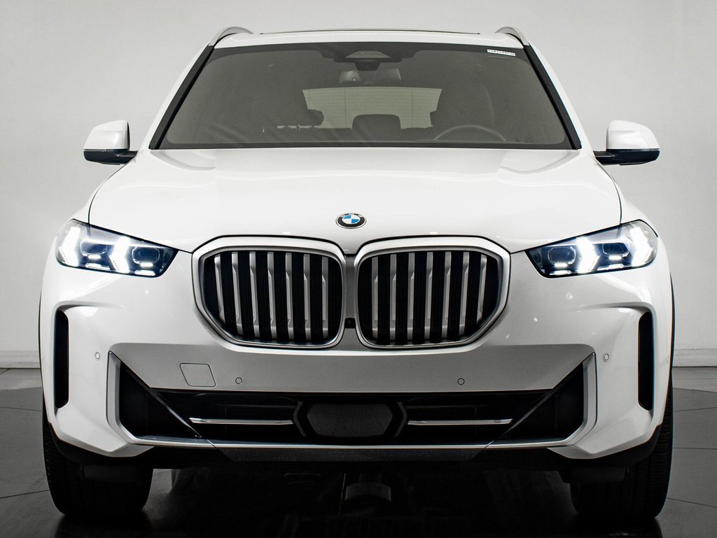 Certified 2025 BMW X5 xDrive40i image 2